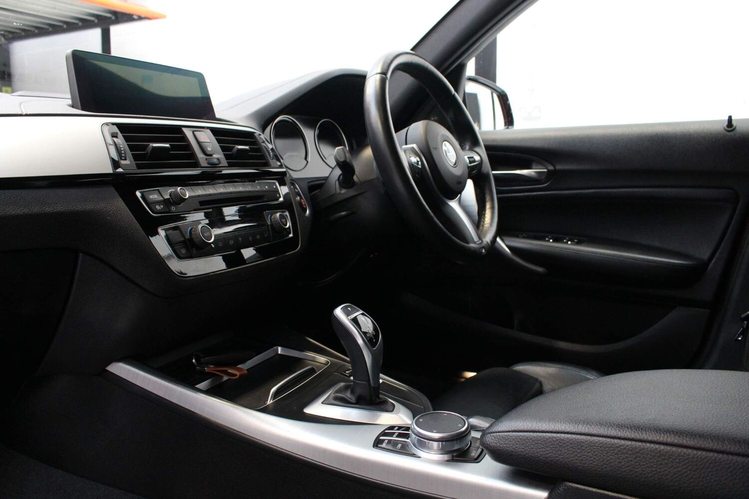 Used BMW 1 SERIES 2017 Orange in Quainton, Buckinghamshire | Rose 